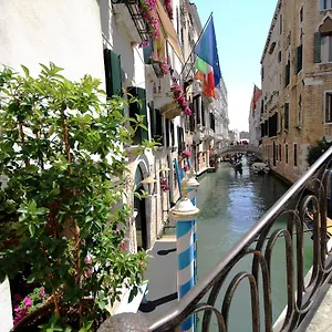 Colombina 4*, Venecia Italia